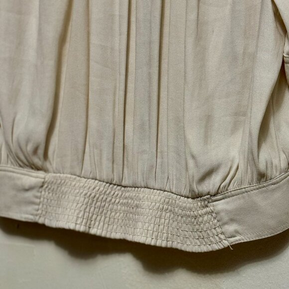 Free People Adorable White Silk Blouse Romantic Style size XS - Picture 10 of 11